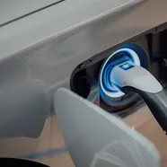 Auto elettriche: in Italia accelerano le immatricolazioni
